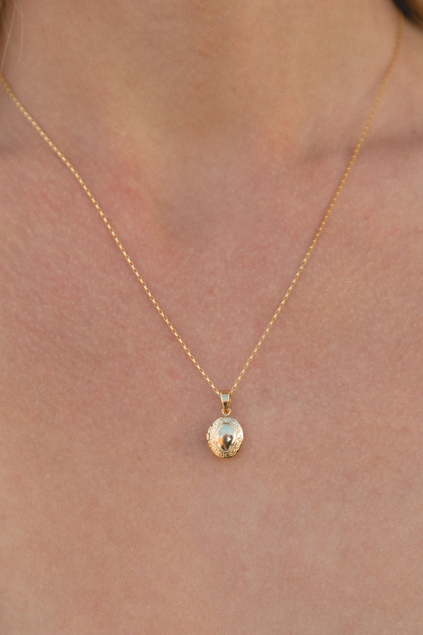 Mini Vintage Oval Locket – Our Spare Change